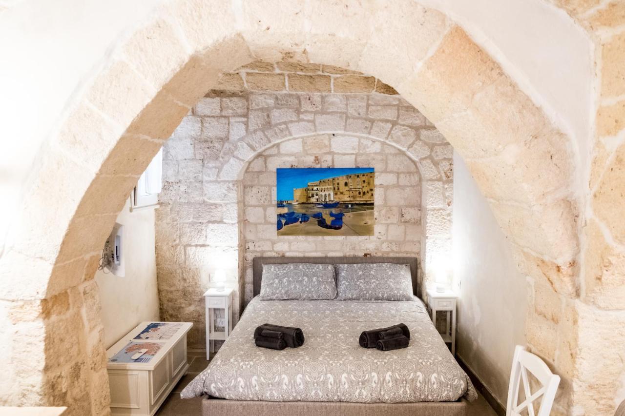 Dimore Del Borgo Antico - Il Sottano Monopoli Buitenkant foto